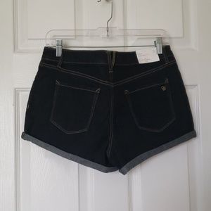 Jessica Simpson forever rolled short 30